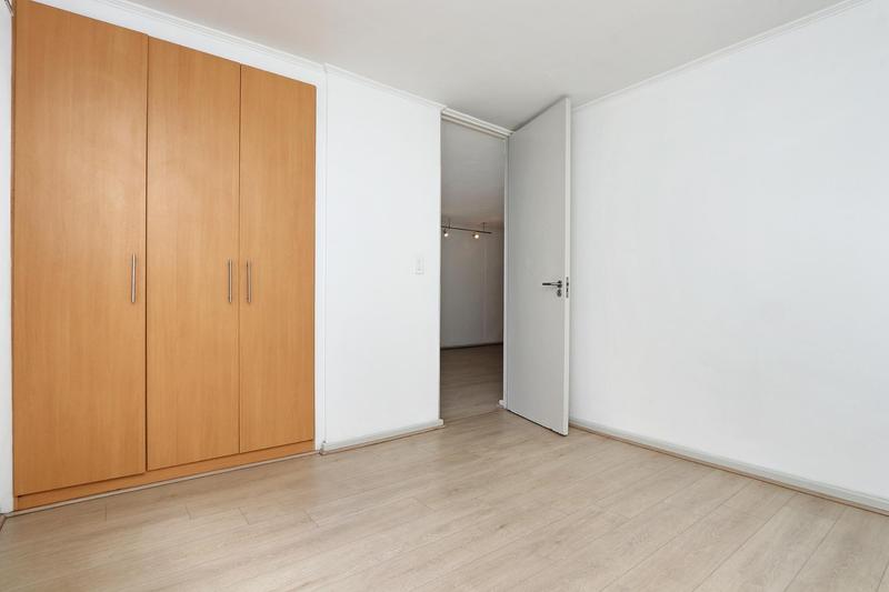 2 Bedroom Property for Sale in Claremont Western Cape